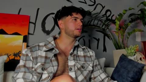 Snapshot of noha_miler chatting on 03.04.25 kevin online show from 03.04.25