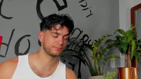 Snapshot of noha_miler chatting on 03.06.25 kevin online show from 03.06.25