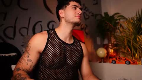 Snapshot of noha_miler chatting on 09.20.25 kevin online show from 09.20.25