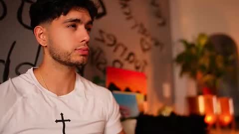 Snapshot of noha_miler chatting on 11.12.25 kevin online show from 11.12.25