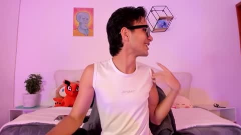 noha_natan online show from 10.13.25