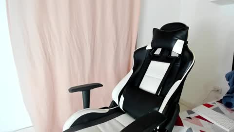 Noah online show from 12.23.24