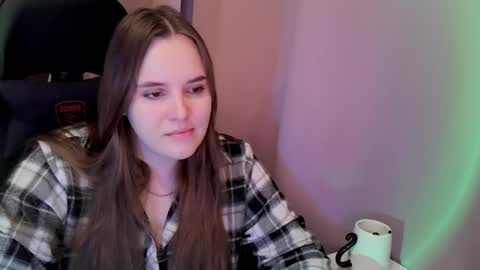 Snapshot of noir_ember_ chatting on 12.21.25 noir_ember_ online show from 12.21.25