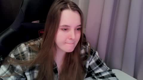 Snapshot of noir_ember_ chatting on 02.19.26 noir_ember_ online show from 02.19.26