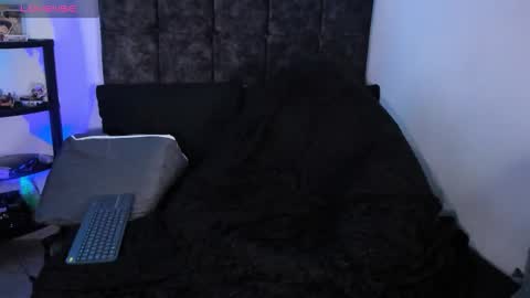 Snapshot of nolan_twink chatting on 04.18.26 Nolan online show from 04.18.26