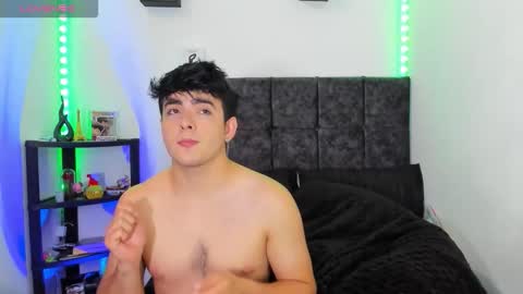 Snapshot of nolan_twink chatting on 04.19.26 Nolan online show from 04.19.26