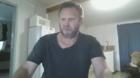 Snapshot of nollie244 chatting on 10.04.25 Nollie online show from 10.04.25