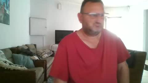 Snapshot of nollie244 chatting on 11.05.25 Nollie online show from 11.05.25