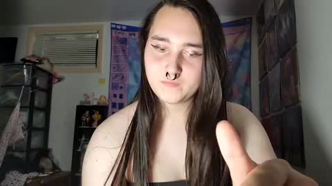 Snapshot of nonbinarybeauty20 chatting on 02.22.25 nonbinarybeauty20 online show from 02.22.25