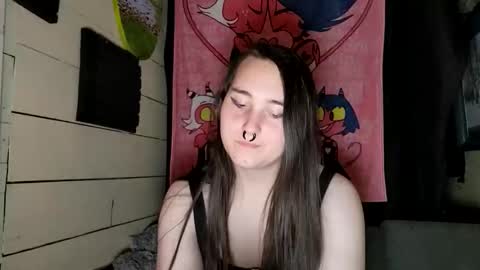 nonbinarybeauty20 online show from 04.16.26