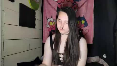 Snapshot of nonbinarybeauty20 chatting on 06.10.26 nonbinarybeauty20 online show from 06.10.26