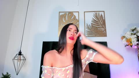 Nora Da Silva online show from 02.04.25