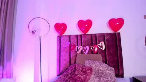 Nora Da Silva online show from 02.15.25