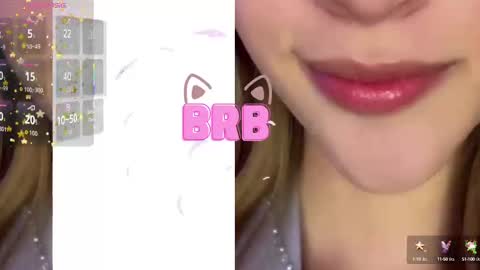 Snapshot of nora_vennucci chatting on 10.04.25 Nora online show from 10.04.25