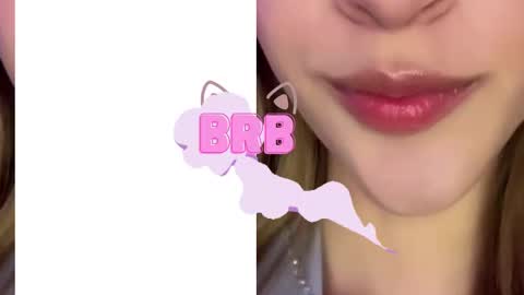 Snapshot of nora_vennucci chatting on 10.09.25 Nora online show from 10.09.25