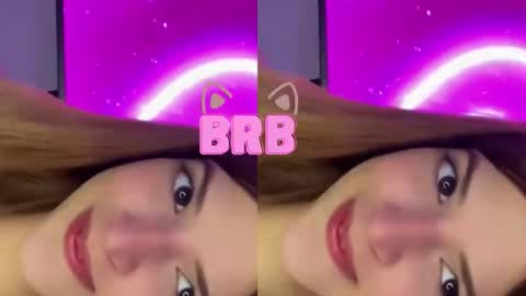 Snapshot of nora_vennucci chatting on 10.19.25 Nora online show from 10.19.25