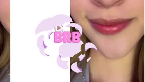 Snapshot of nora_vennucci chatting on 12.02.25 Nora online show from 12.02.25