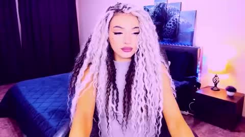 Snapshot of norasun chatting on 11.22.25 NoraSun online show from 11.22.25