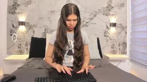 Snapshot of norki_ chatting on 05.26.26 Norki online show from 05.26.26