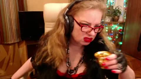 miss Tress online show from 05.03.26