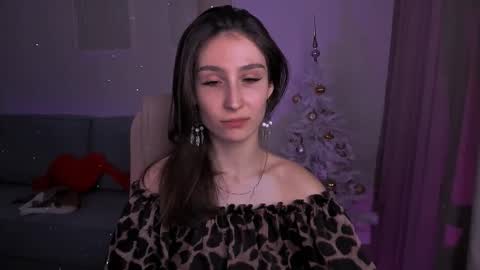 Snapshot of north_valkyrie chatting on 01.21.25 Hazel online show from 01.21.25