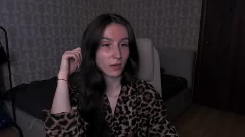 Hazel online show from 07.04.26