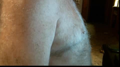 Snapshot of northcountryguy762 chatting on 10.04.25 northcountryguy762 online show from 10.04.25