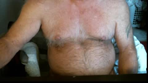 Snapshot of northcountryguy762 chatting on 11.11.25 northcountryguy762 online show from 11.11.25