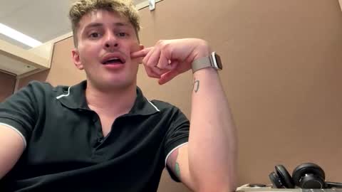 northofsouth_xxx online show from 04.23.26