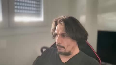 Snapshot of nosdos26 chatting on 01.10.26 Manu online show from 01.10.26