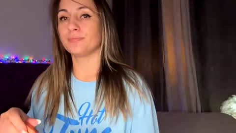 Snapshot of notamericanpie23 chatting on 11.21.25 Tina online show from 11.21.25