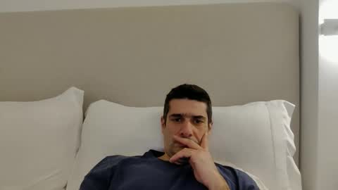 Snapshot of nothingnothing_01 chatting on 12.18.25 nothingnothing_01 online show from 12.18.25