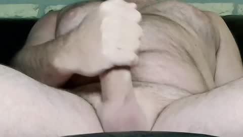 Snapshot of notos_cam chatting on 02.18.25 Me online show from 02.18.25