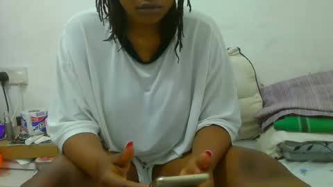 notoy1 online show from 11.11.25