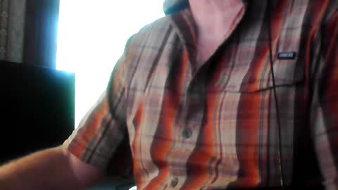 Snapshot of notte chatting on 10.06.25 notte online show from 10.06.25
