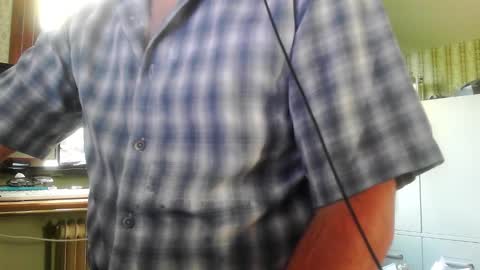 Snapshot of notte chatting on 11.07.25 notte online show from 11.07.25