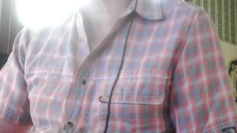 Snapshot of notte chatting on 11.19.25 notte online show from 11.19.25