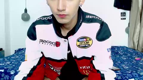 Snapshot of nova740338 chatting on 02.12.25 Nova online show from 02.12.25