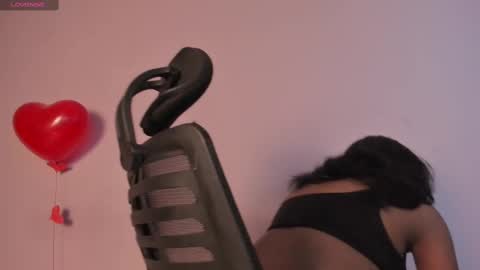 Snapshot of nova_swan chatting on 02.14.25 NOVA online show from 02.14.25