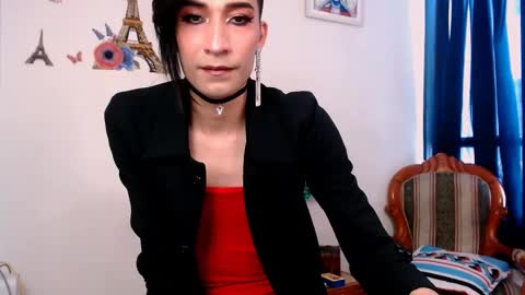 Snapshot of novanyx11 chatting on 02.11.25 Nova... online show from 02.11.25