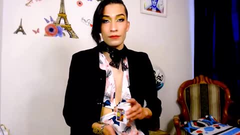 Snapshot of novanyx11 chatting on 02.13.25 Nova... online show from 02.13.25