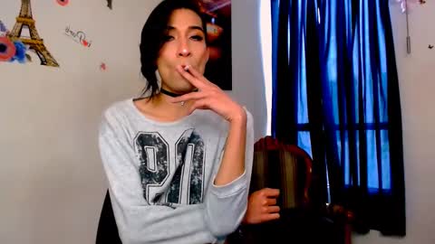 Snapshot of novanyx11 chatting on 03.12.25 Nova... online show from 03.12.25