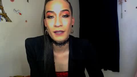 Snapshot of novanyx11 chatting on 09.24.25 Nova... online show from 09.24.25