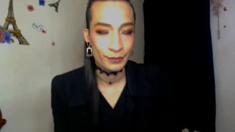 Snapshot of novanyx11 chatting on 09.27.25 Nova... online show from 09.27.25