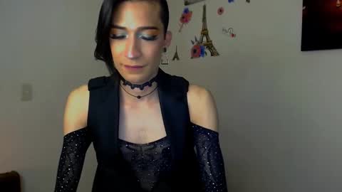 Snapshot of novanyx11 chatting on 10.02.25 Nova... online show from 10.02.25