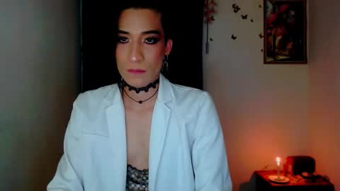 Snapshot of novanyx11 chatting on 11.21.25 Nova... online show from 11.21.25