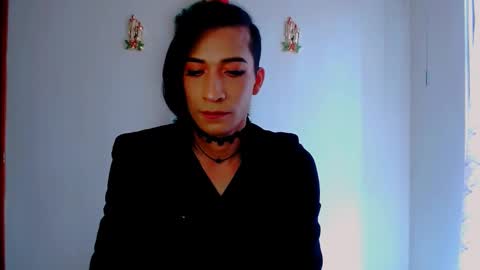 Snapshot of novanyx11 chatting on 11.27.25 Nova... online show from 11.27.25