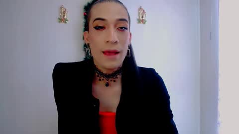 Snapshot of novanyx11 chatting on 12.18.25 Nova... online show from 12.18.25