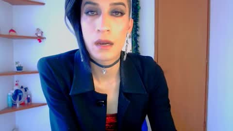 Snapshot of novanyx11 chatting on 12.20.25 Nova... online show from 12.20.25