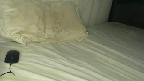 novaqueenie online show from 03.06.26